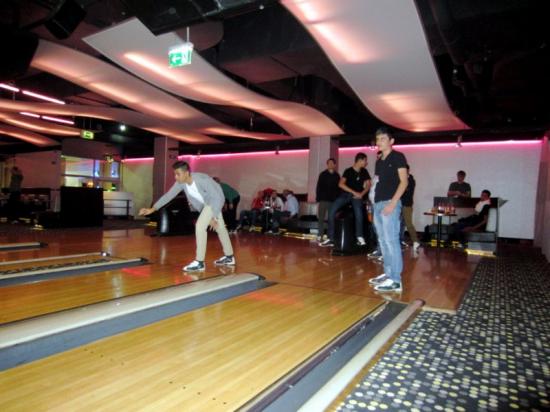 05-bowling-11-2012